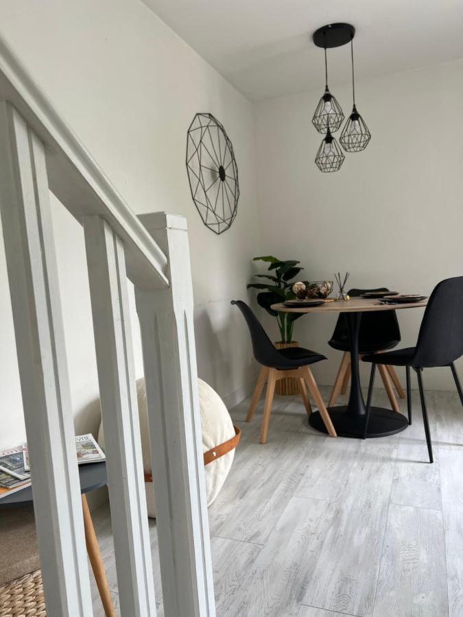 Charmant Appartement Duplex Au Calme Évreux Esterno foto